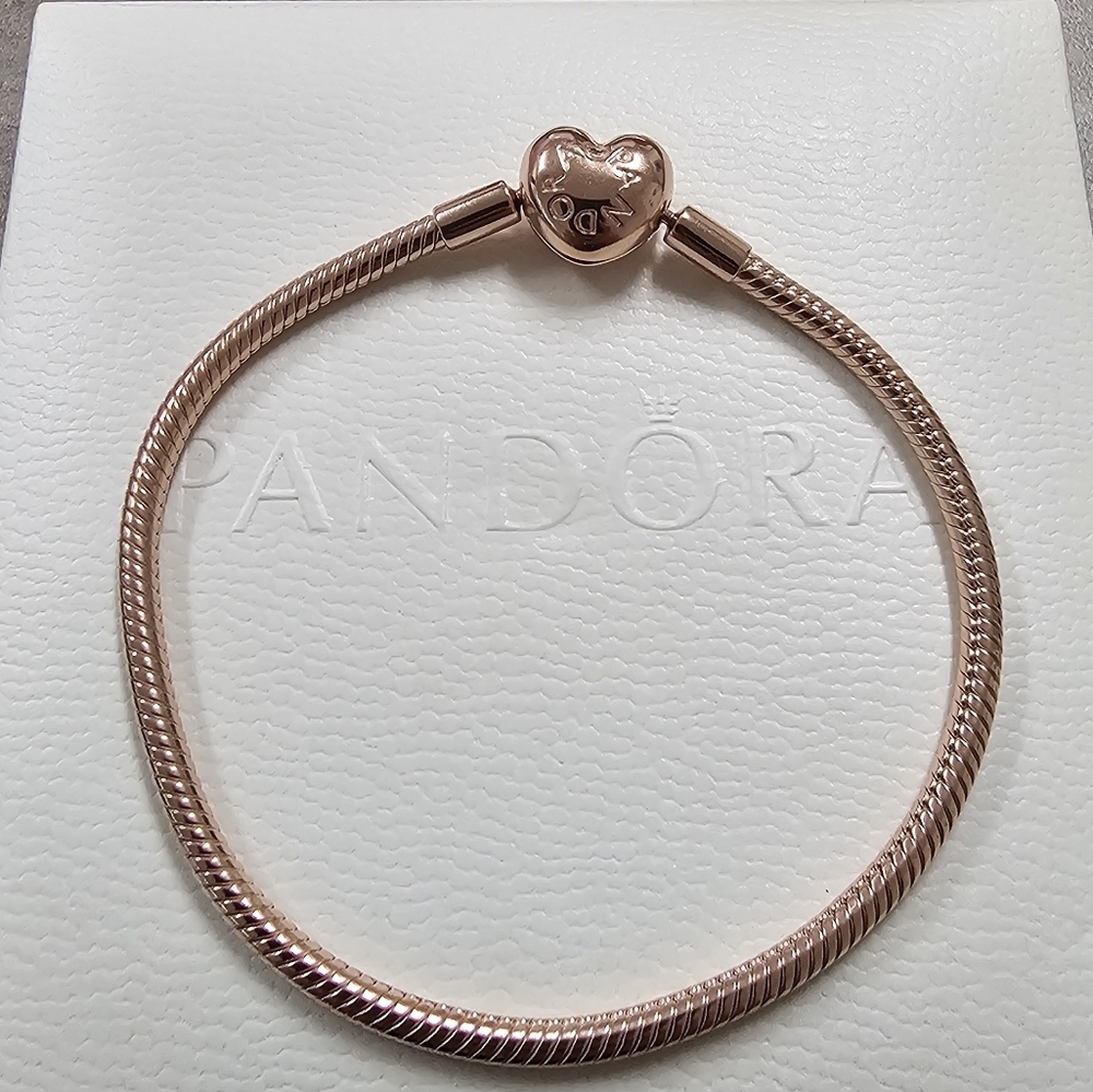 Pandora Moments Heart Clasp Snake Chain Bracelet